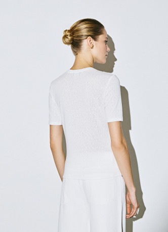 Футболка с вырезом "Хенли"