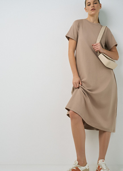 Трикотажное платье А-силуэта, Бежевый O`Stin LT6692O02-T3, размер 42