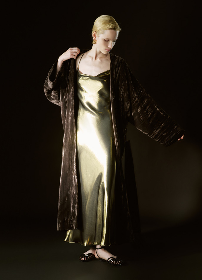 Бархатное кимоно с поясом