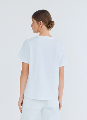 Футболка с цветочным принтом