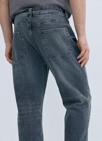 Зауженные джинсы Slim