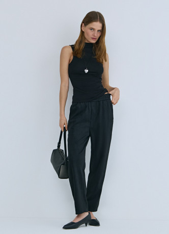 Топ из хлопка и модала с воротником-стойкой