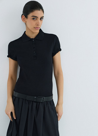 Поло в рубчик с коротким рукавом