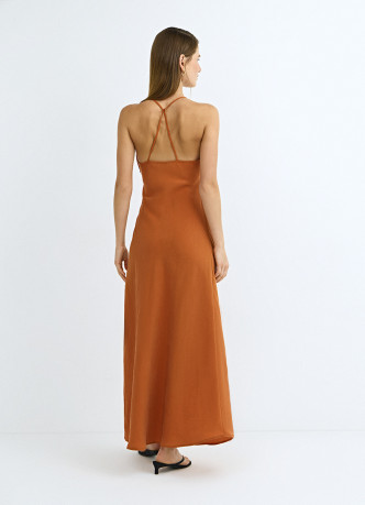 Платье с открытой спиной