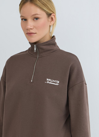 Толстовка с воротником-стойкой на молнии