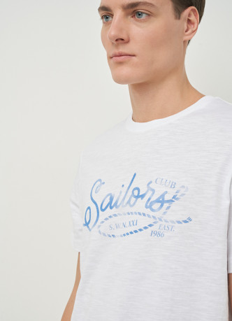 Футболка с принтом