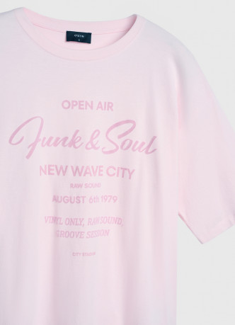 Футболка с флоковым принтом