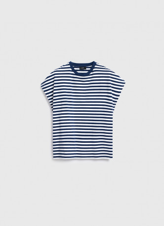 Футболка в полоску со спущенным плечом