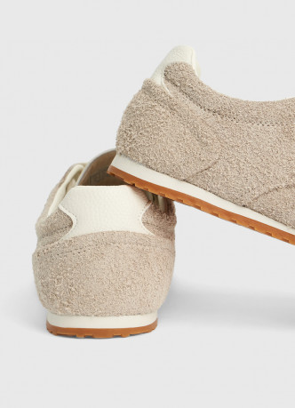 Кроссовки замшевые