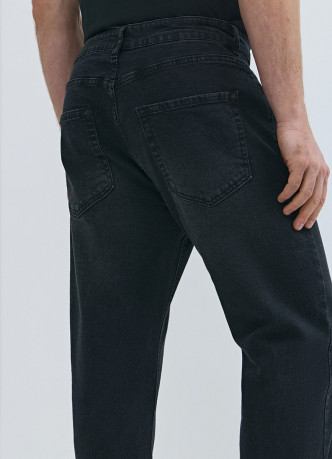 Зауженные джинсы