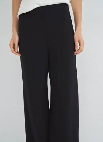 Брюки свободного кроя