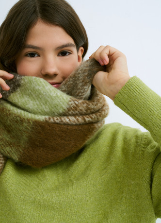 Вязаный джемпер для девочек