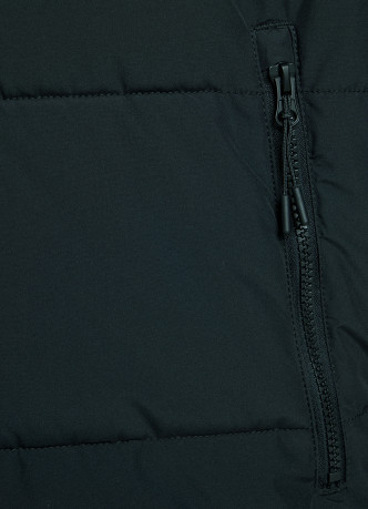 Утеплённая куртка с капюшоном