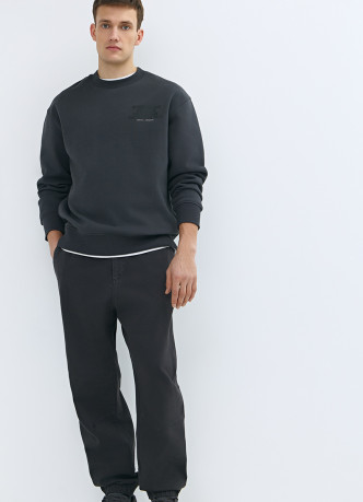 Джоггеры из эластичной ткани