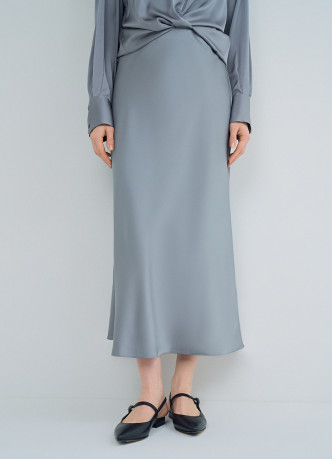 Атласная юбка миди А-силуэта