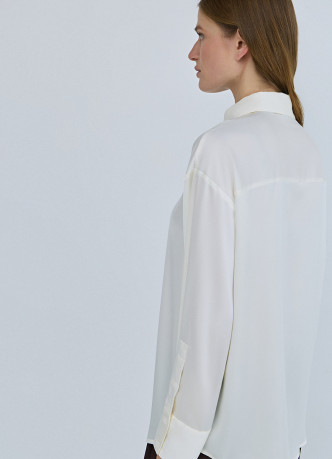 Блузка из сатина