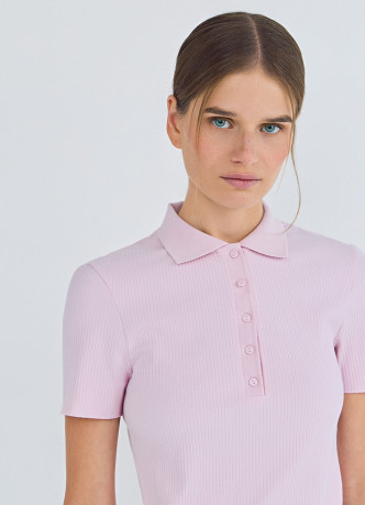 Поло в рубчик с коротким рукавом