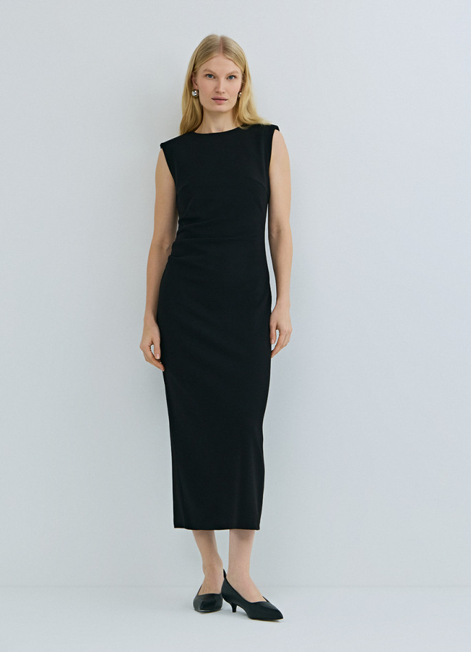 Трикотажное платье со сборками