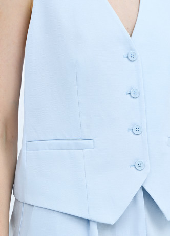 Жилет на пуговицах