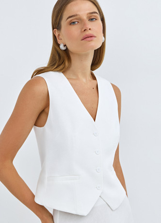 Жилет на пуговицах