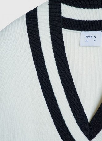 Вязаный жилет оверсайз с контрастной отделкой