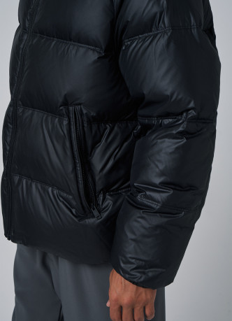 Пуховик с утеплителем из натурального пуха