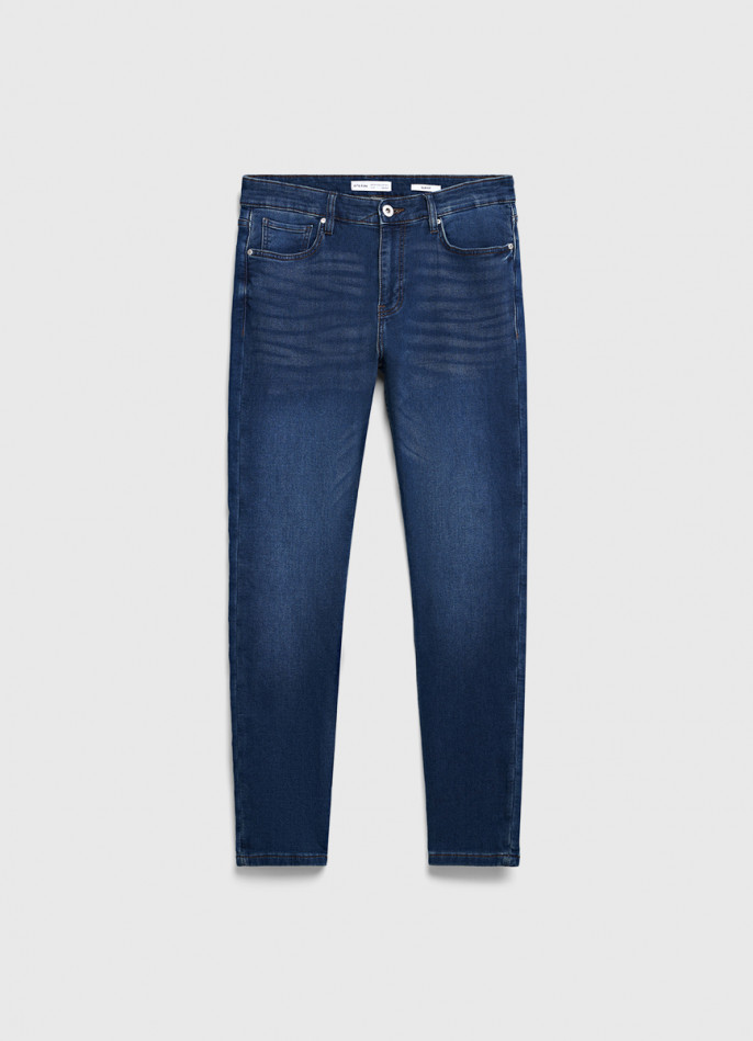 Зауженные джинсы Slim