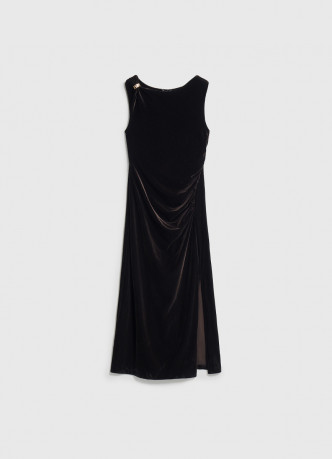 Бархатное платье с асимметричными лямками