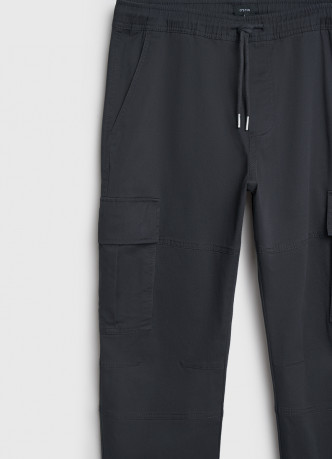 Джоггеры из твила с карго-карманами