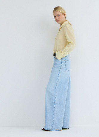 Широкие джинсы с высокой посадкой