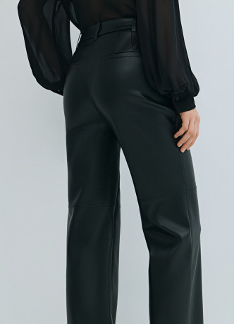 Брюки из искусственной кожи