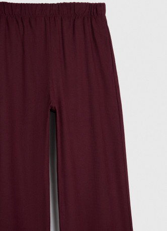 Прямые брюки с эластичным поясом