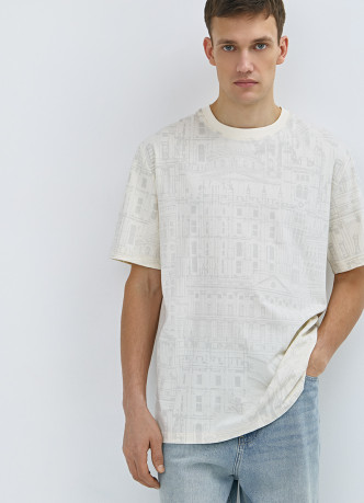 Футболка с принтом