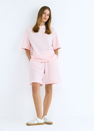 Футболка с удлинёнными рукавами