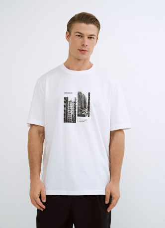 Футболка с принтом