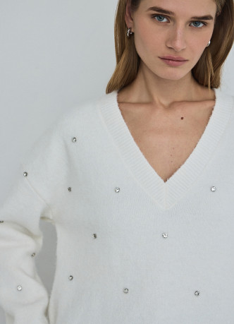 Джемпер со стразами