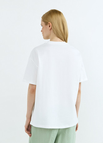 Футболка с цветочным принтом