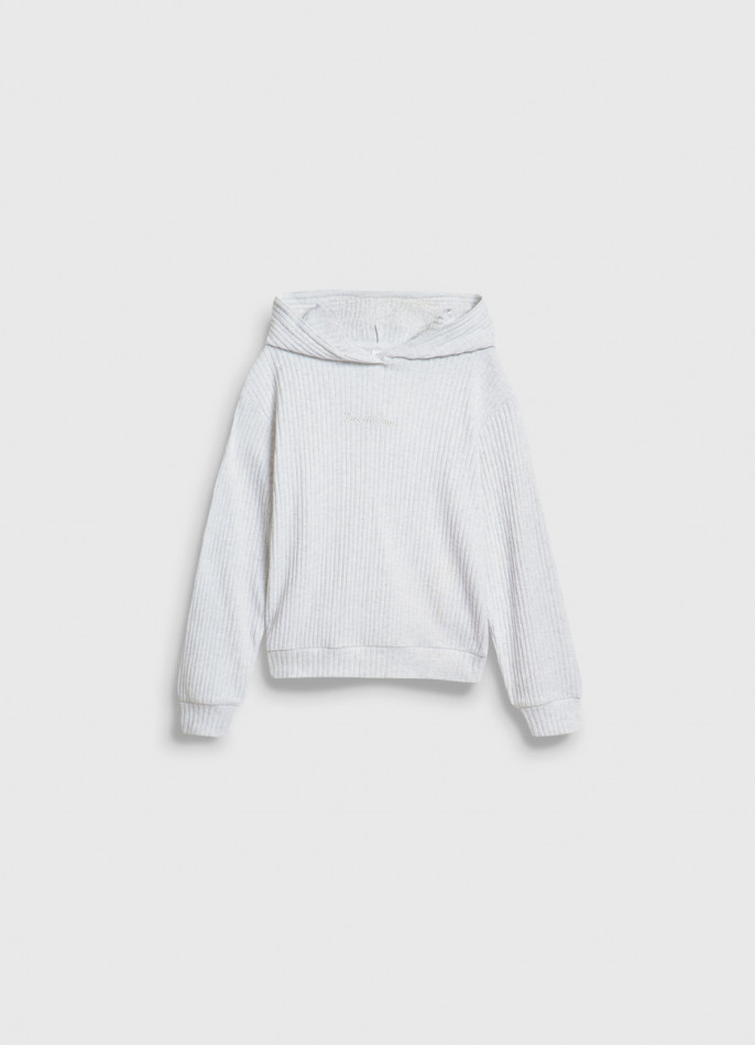 Худи с вышивкой для девочек