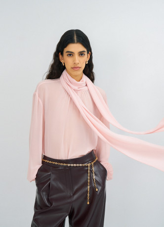 Блузка из шифона с шарфом