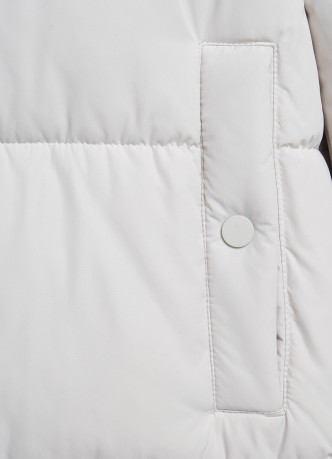 Длинный стёганый пуховик с капюшоном