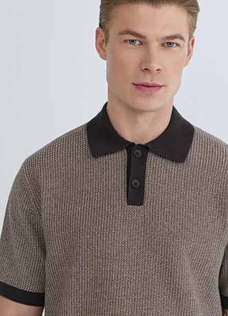 Поло из текстурной ткани
