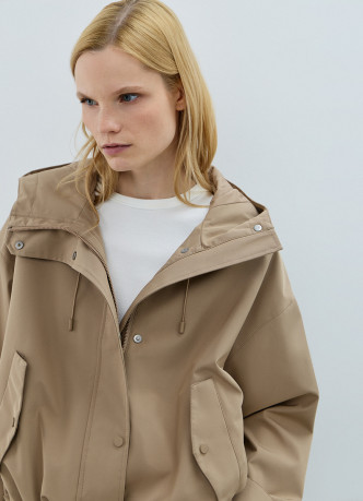 Легкая куртка