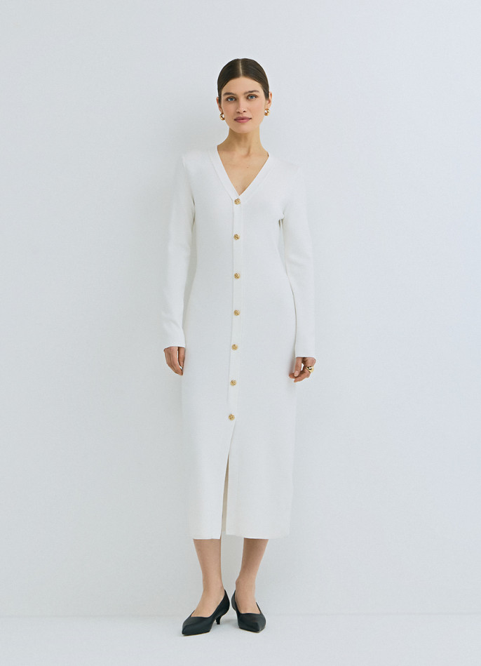 Вязаное облегающее платье