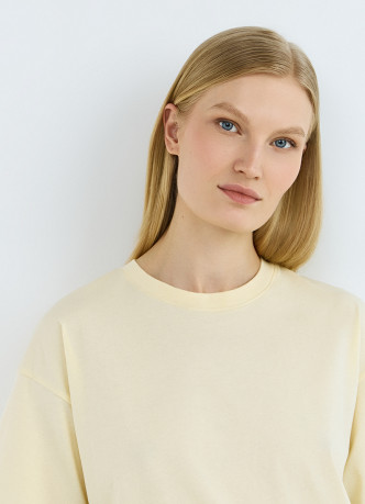 Хлопковая футболка свободного кроя