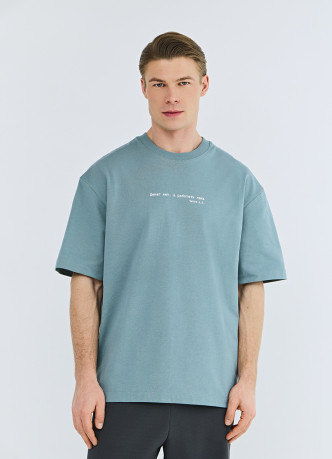 Футболка с текстовым принтом