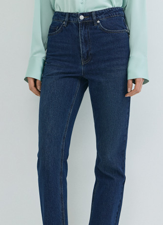 Прямые джинсы с высокой посадкой