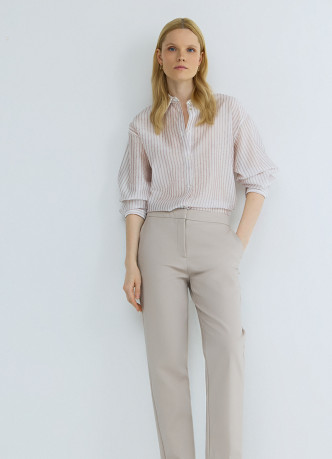 Зауженные прямые брюки