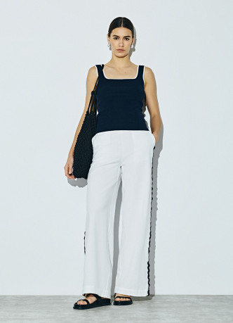 Вязаный топ с контрастной отделкой