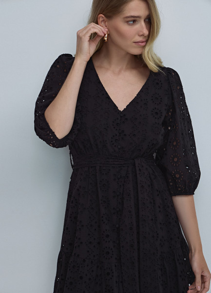 Хлопковое платье-рубашка с вышивкой и поясом, Черный O`Stin LR16B4O02-99, размер 44 - фото 1