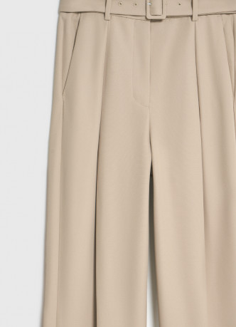 Зауженные брюки с поясом